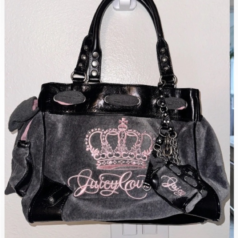 DREAM BAG ISO! MSG ME IF U HAVE IT.